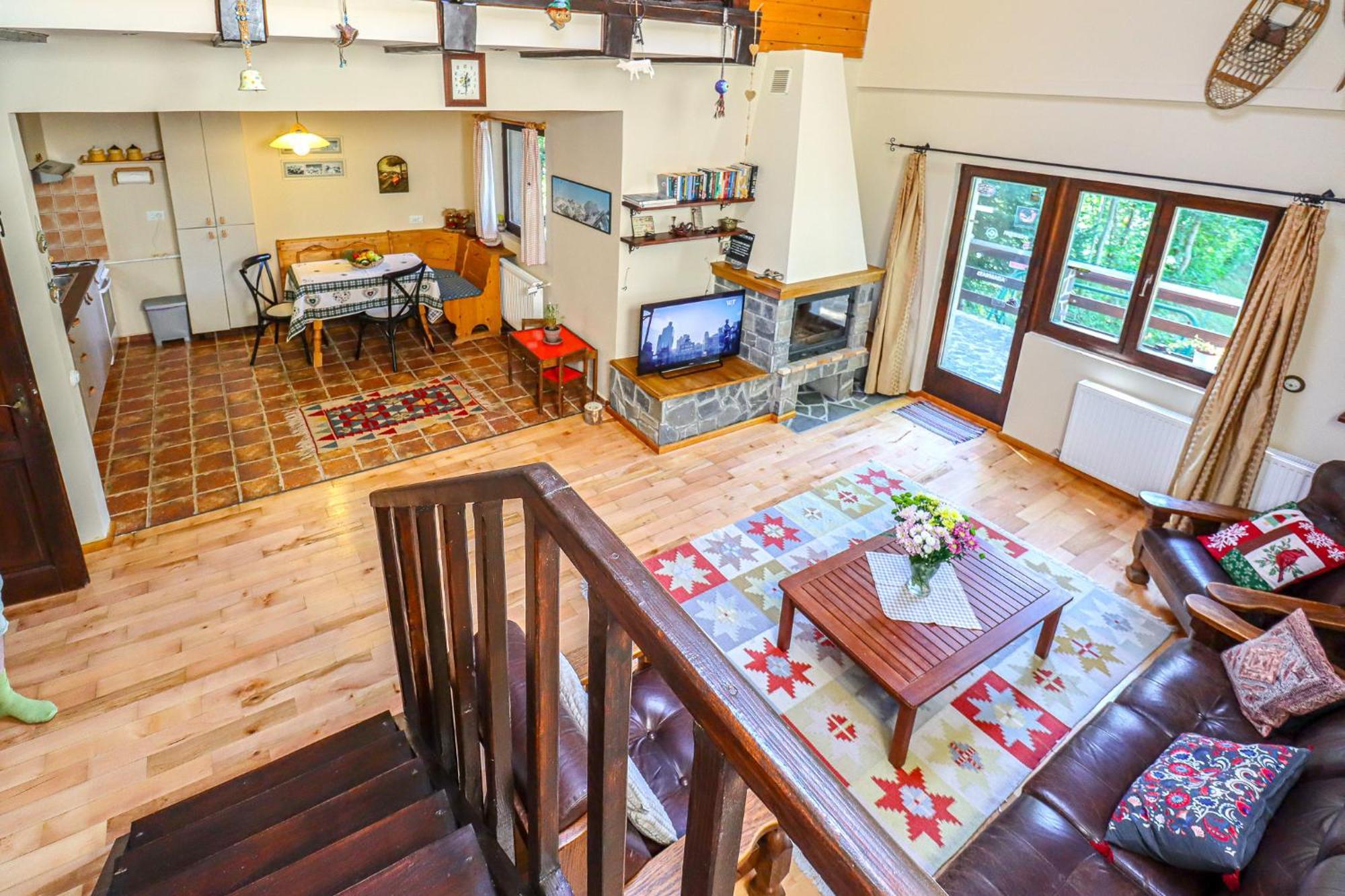 Mountain Family Chalet On Prahova Valley Comarnic Exterior foto